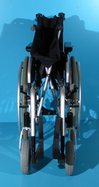 Scaun cu rotile  B+B - latime sezut 56 cm