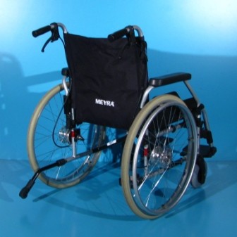 Scaun cu rotile - Meyra / latime sezut 51 cm