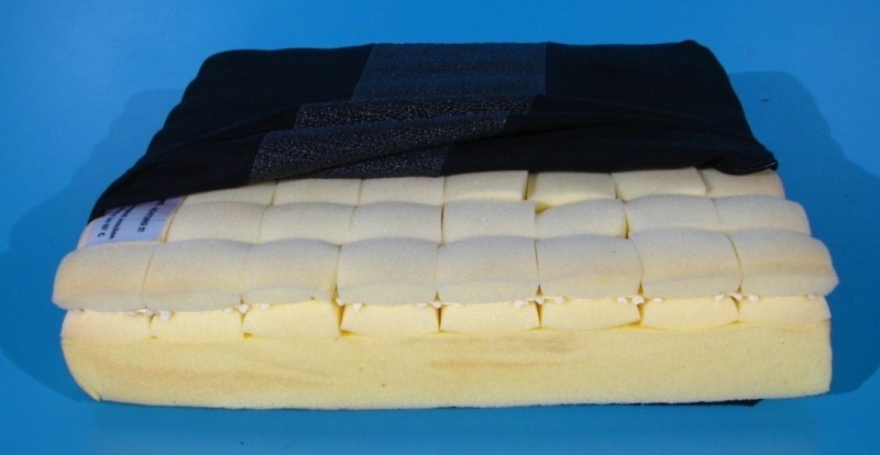 Perna sezut din burete antidecubit Kubivent 40x40x8