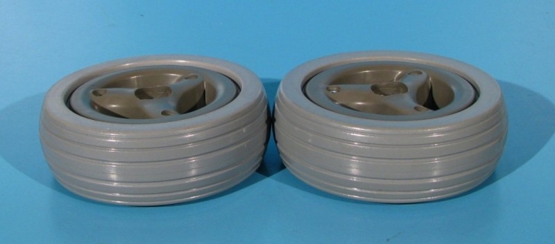 Roata cu cauciuc plin pentru carucior electric 150x50