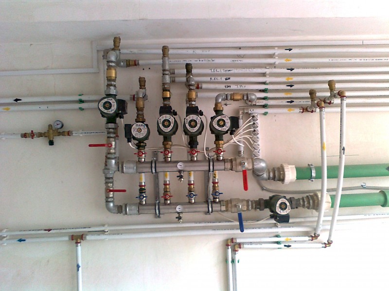 Servicii profesionale instalații termice/lemne/ panouri solare.