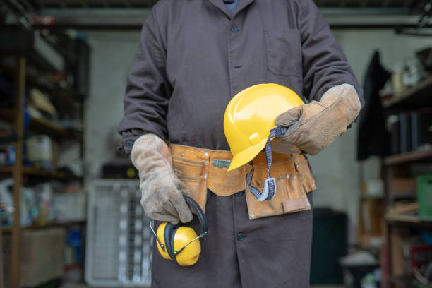 Angajam lacatusi  mecanici