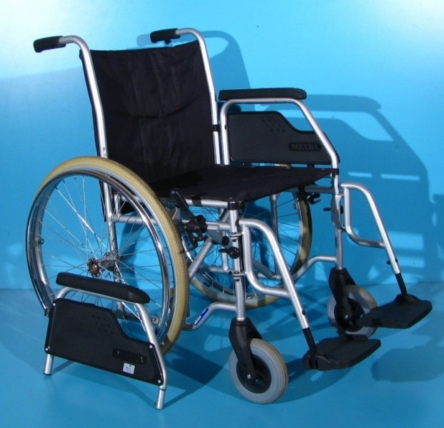 Scaun cu rotile  Meyra - latime sezut 47 cm