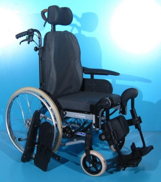 Scaun cu rotile Invacare latime sezut 43 cm