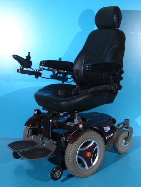 Scaun cu rotile nepliabil pentru adulti