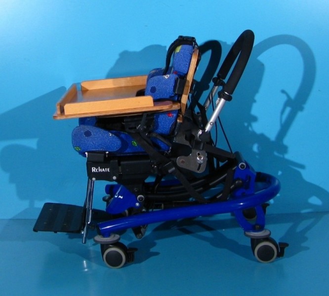 Scaun pozitionare pentru copii cu roti  Rehatec