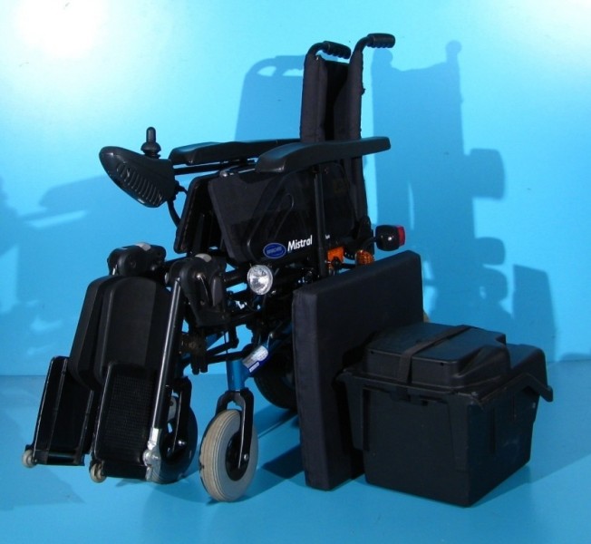 Carucior electric pliabil  Invacare Mistral - 6 km h