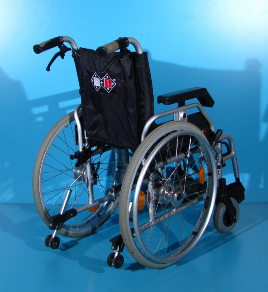 Scaun cu rotile  B+B - latime sezut 38 cm