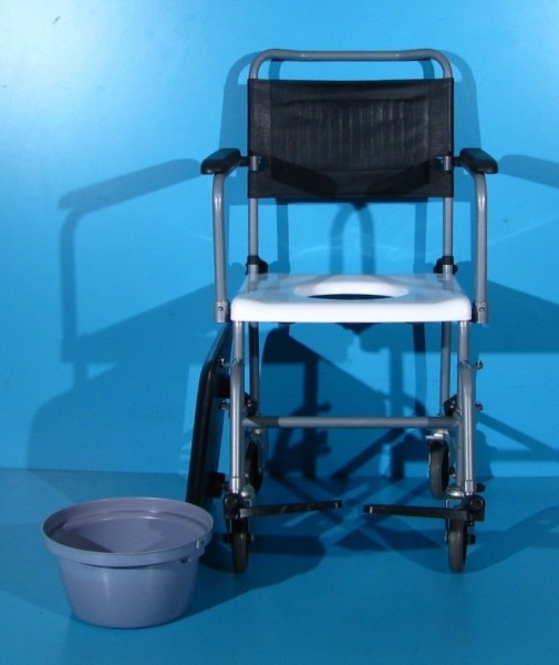 Scaun cu rotile si wc