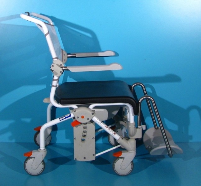 Scaun pentru WC si baie din aluminiu - Etac