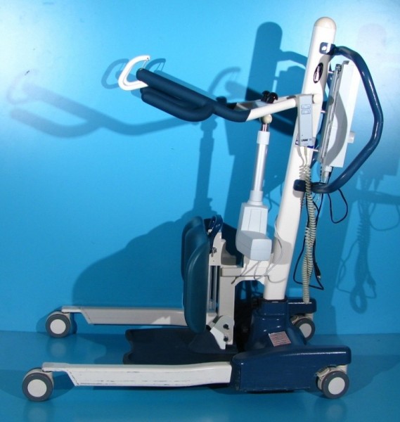 Macara pentru transportul pacientilor Invacare