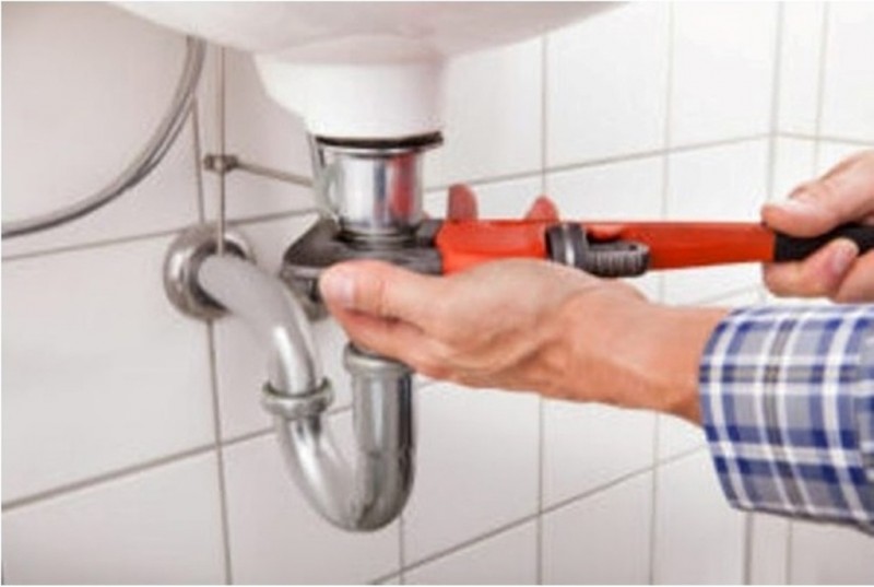Instalator calorifere - tehnico - sanitare