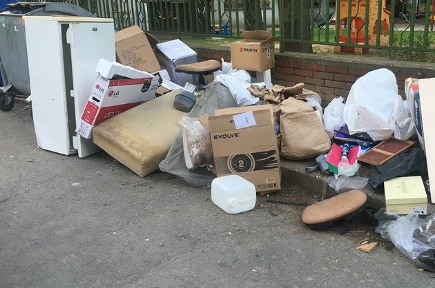 Transport debarasare mobila veche, deseuri reciclabile Cluj debarasare apartamente pivnite