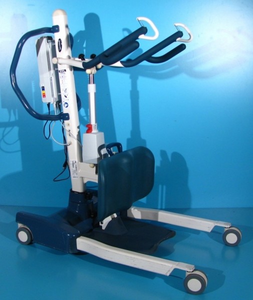 Macara pentru transportul pacientilor Invacare