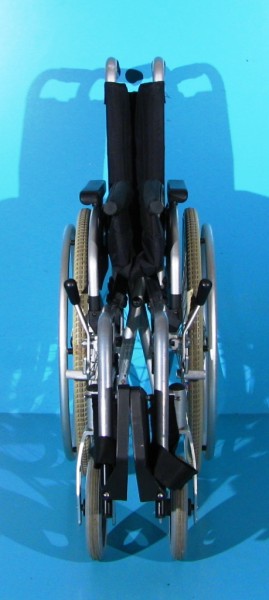 Scaun cu rotile B+B - latime sezut 40 cm