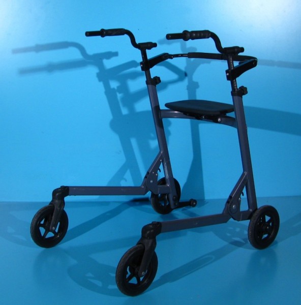Cadru de mers cu roti pentru adulti 