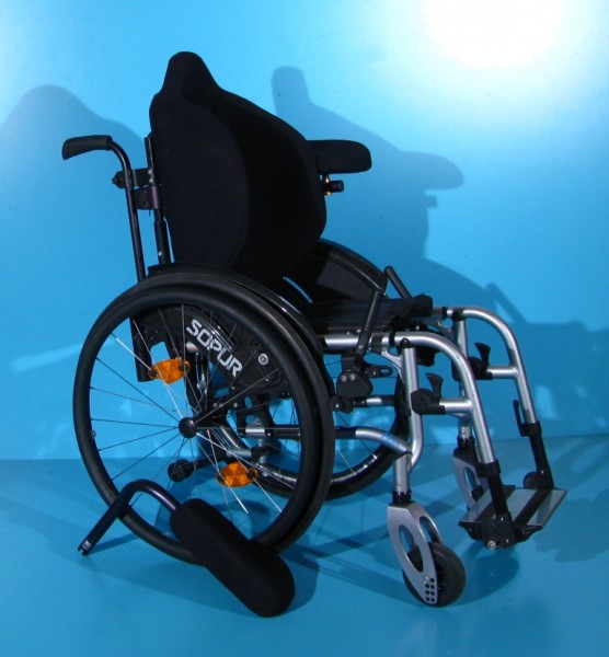 Scaun cu rotile din aluminiu  Sopur 