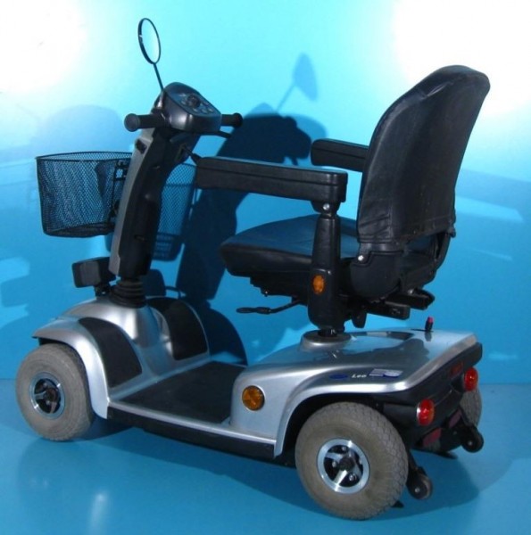 Scuter electric Invacare Leo - 6 km/