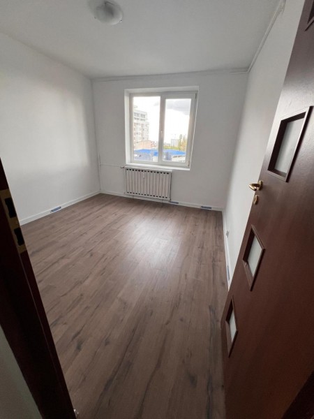 Apartament 3 camere Liberty Mall-sector 5