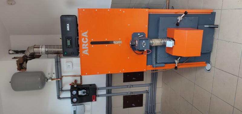 Servicii profesionale instalații termice/lemne/ panouri solare.