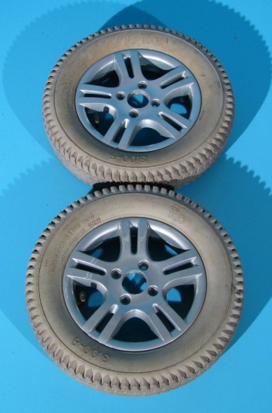 Roata originala cu cauciuc si camera pentru carucior electric 3.00-8 - set