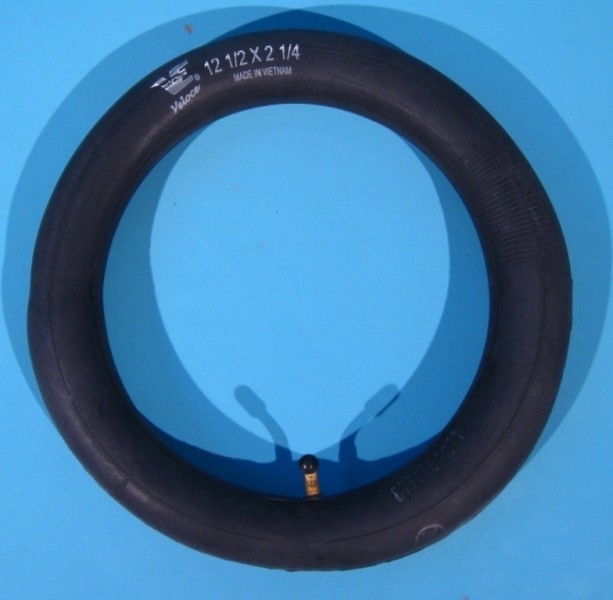 Camera pentru cauciuc 12 1/2 x 2 1/4