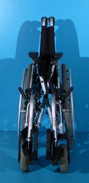 Scaun cu rotile din aluminiu - Drive