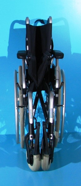 Scaun cu rotile  Meyra - latime sezut 43 cm