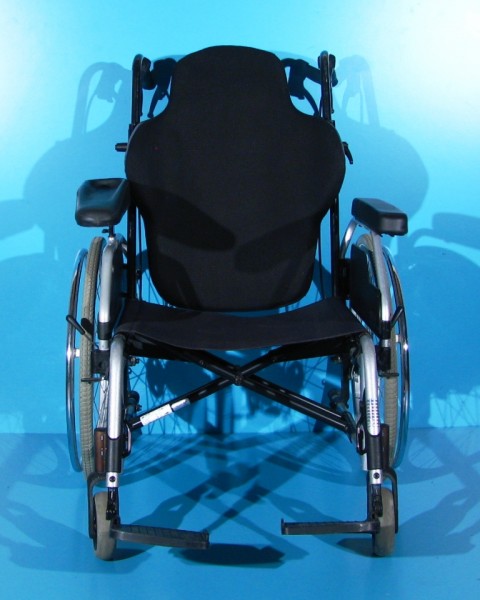 Scaun cu rotile Meyra - latime sezut 53 cm