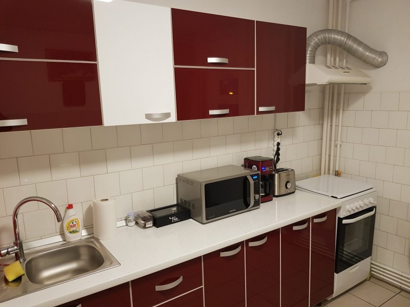 Particular închiriez apartament 2 camere Bucuresti Mall