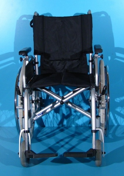 Scaun cu rotile Trenmobil / latime sezut 43 cm