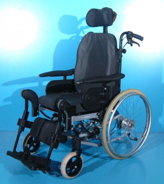 Scaun cu rotile Invacare latime sezut 43 cm