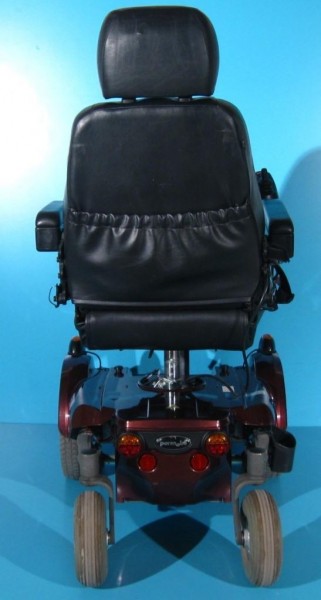 Scaun cu rotile nepliabil pentru adulti