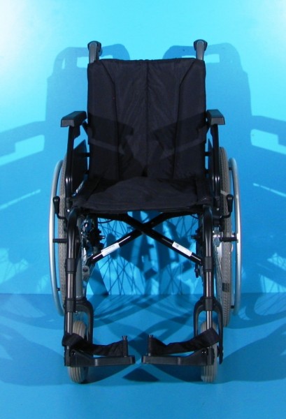 Scaun cu rotile din aluminiu Dietz - latime sezut 40 cm