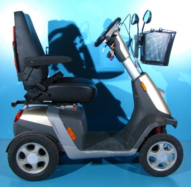 Scuter electric Handicare Trophy 20 - 12 km/h