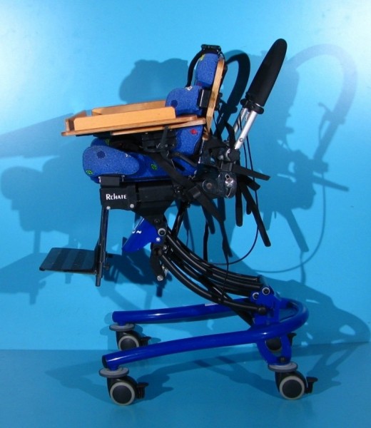 Scaun pozitionare pentru copii cu roti  Rehatec