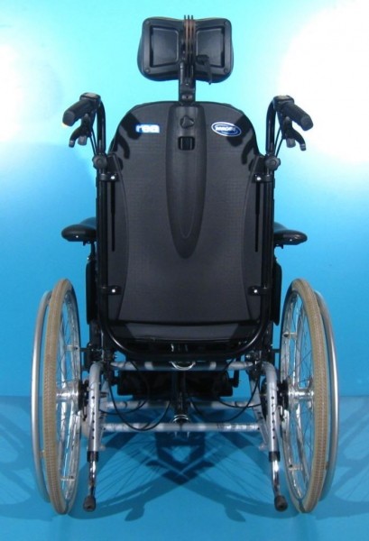 Scaun cu rotile Invacare latime sezut 43 cm