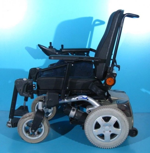 Carucior electric Invacare Storm 3 - 6 km h