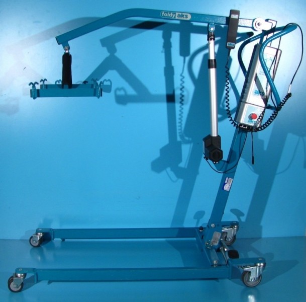 Macara pentru ridicarea si transportul pacientilor 