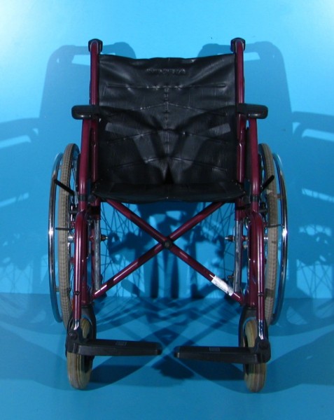 Scaun cu rotile Meyra   latime sezut 43 cm