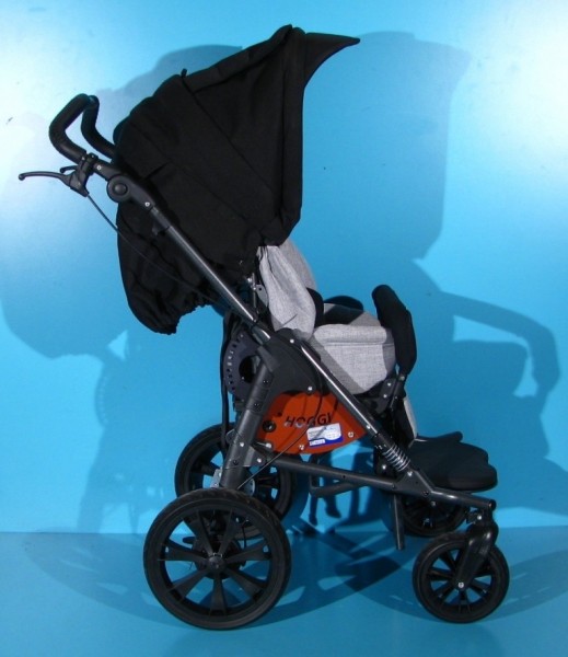 Carucior pentru copii cu dizabilitati 