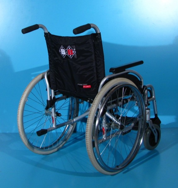 Scaun cu rotile din aluminiu - B+B