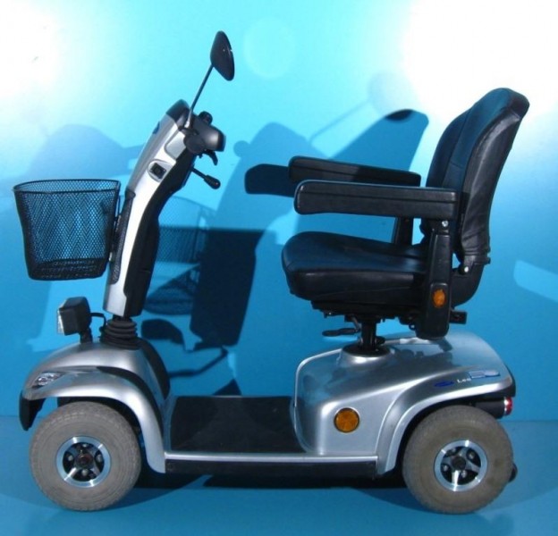 Scuter electric Invacare Leo - 6 km/