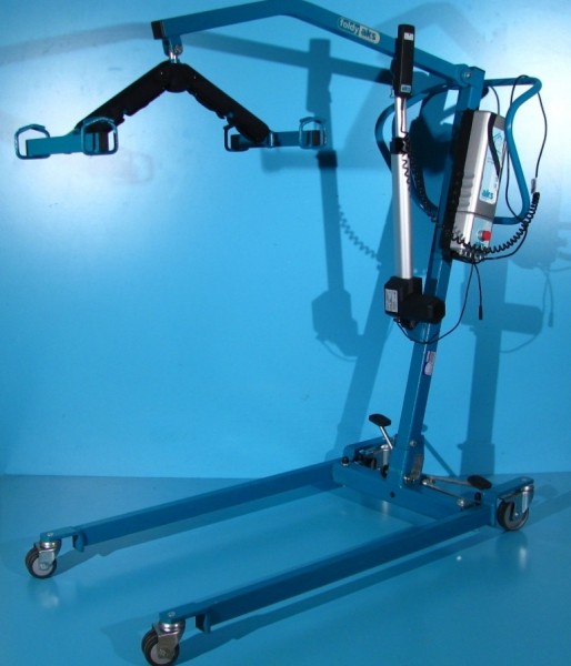 Macara pentru ridicarea si transportul pacientilor 