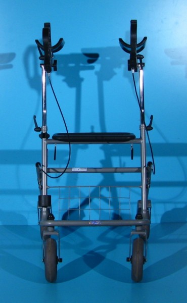 Cadru de mers cu roti - Drive