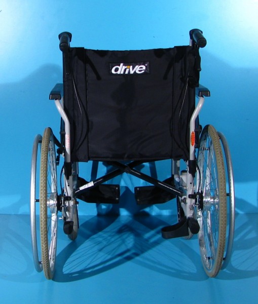 Scaun cu rotile Drive - latime sezut 50 cm