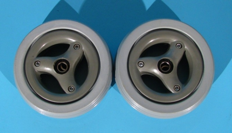 Roata cu cauciuc plin pentru carucior electric 150x50