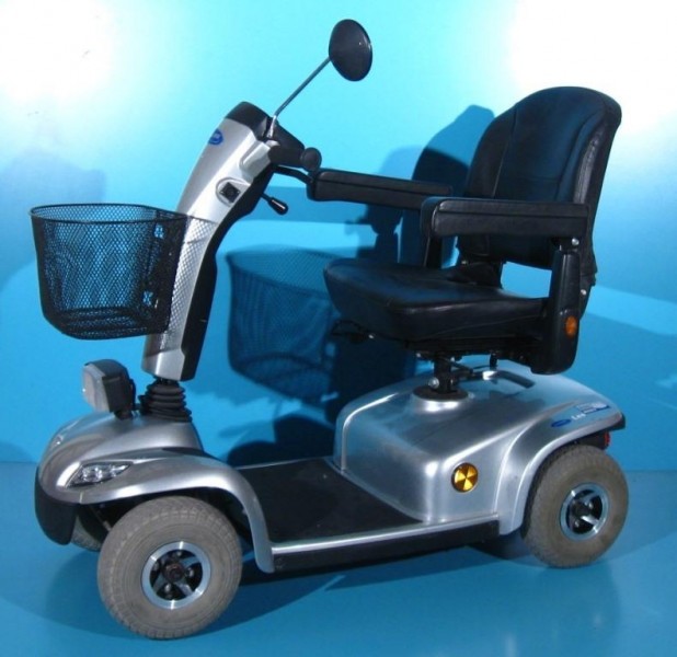 Scuter electric Invacare Leo - 6 km/