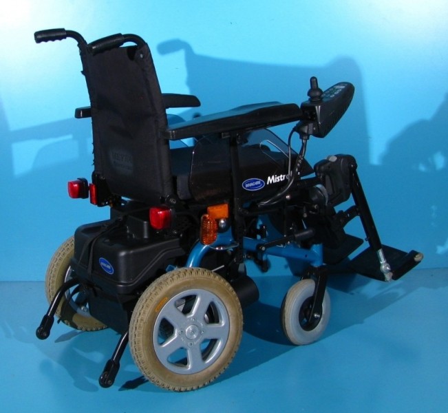 Carucior electric pliabil  Invacare Mistral - 6 km h
