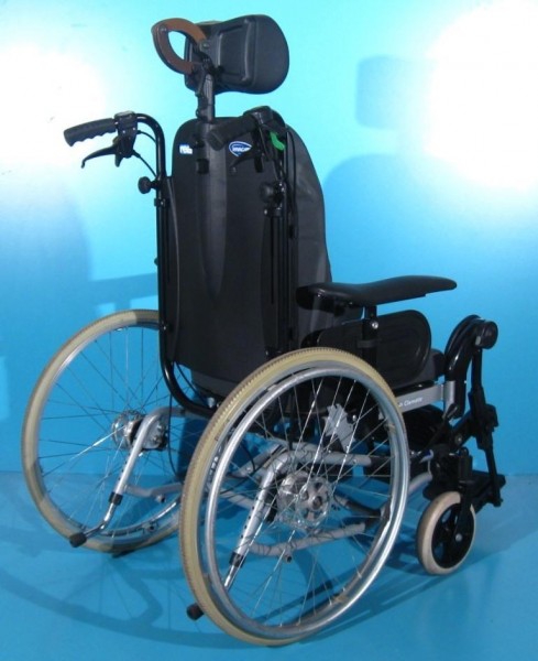 Scaun cu rotile Invacare latime sezut 43 cm